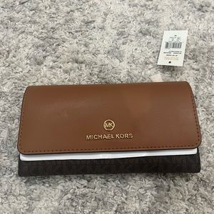Micheal Kors Wallet